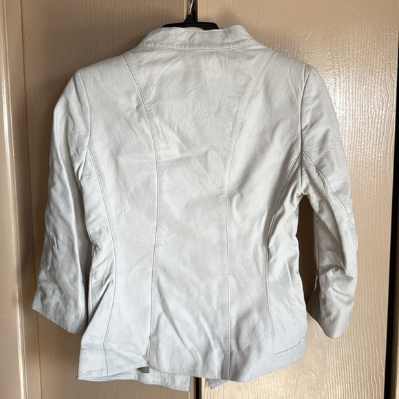 Cigno Nero Women's White Leather Jacket Sz 38 - Picture 3 of 5
